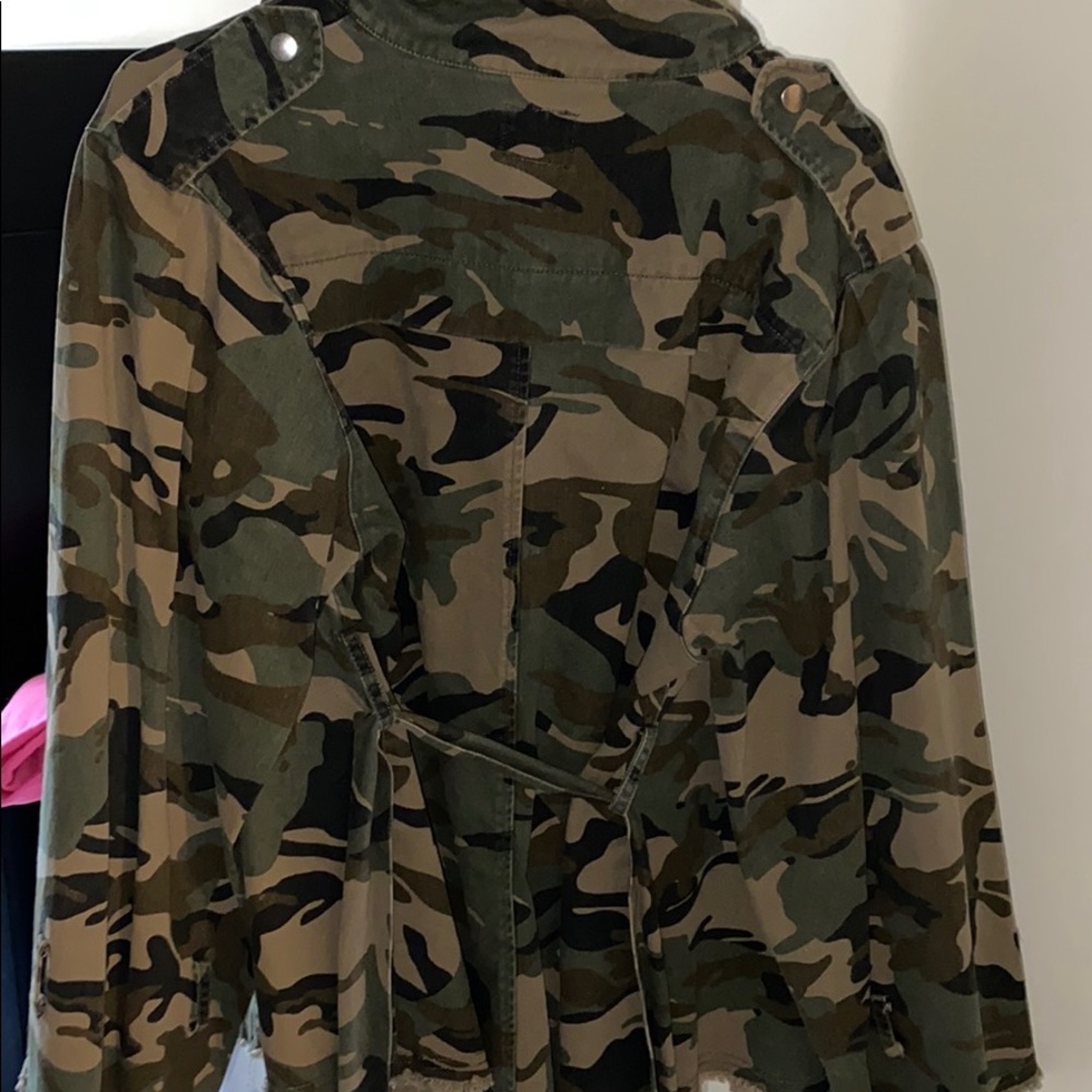 Jacket - Picture 2 of 2